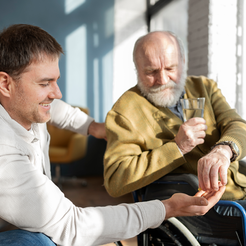 viejo-paciente-que-sufre-de-parkinson (1)